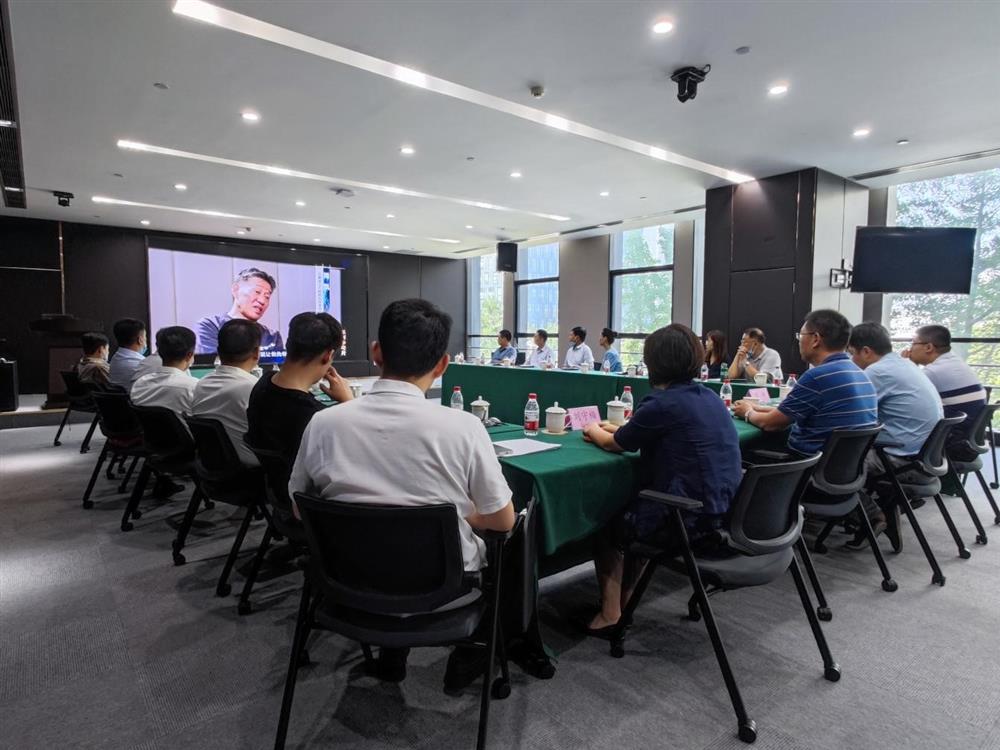 以案為鑒筑防線(xiàn)，警鐘長(cháng)鳴促廉潔