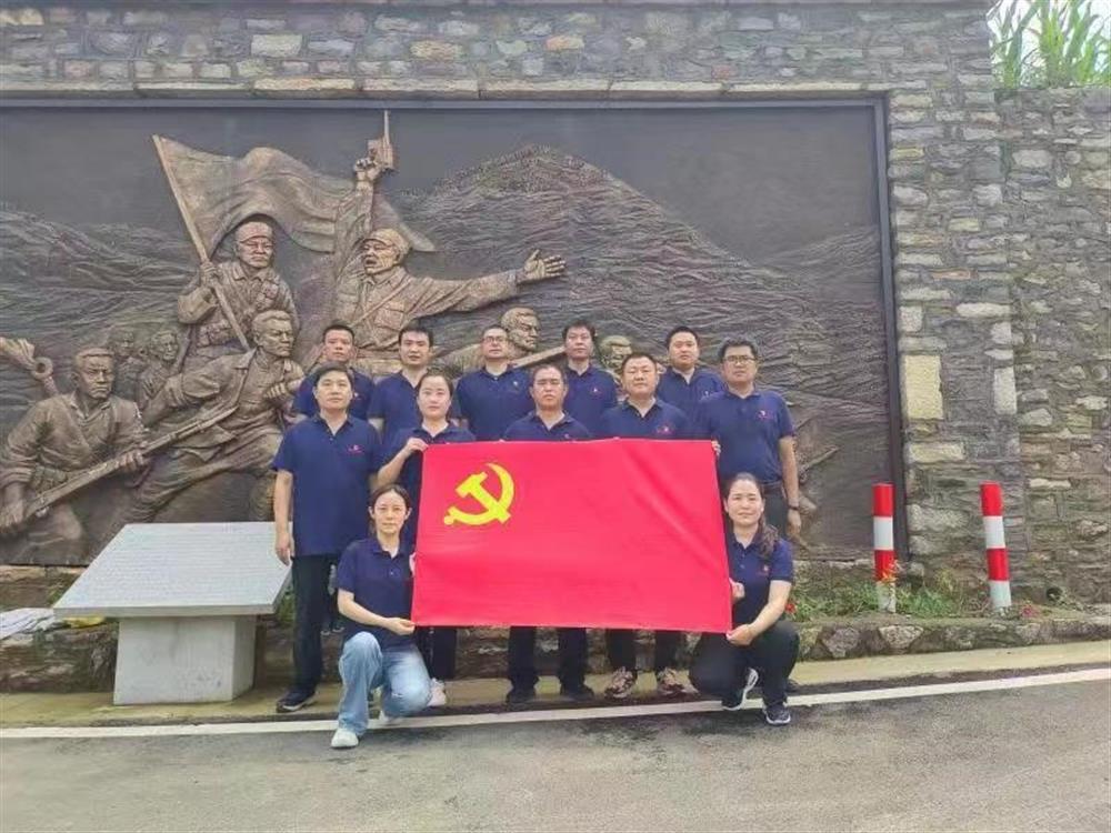 匠心智造 ——中共山東金鐘科技集團股份有限公司大衡液壓支部委員會(huì )