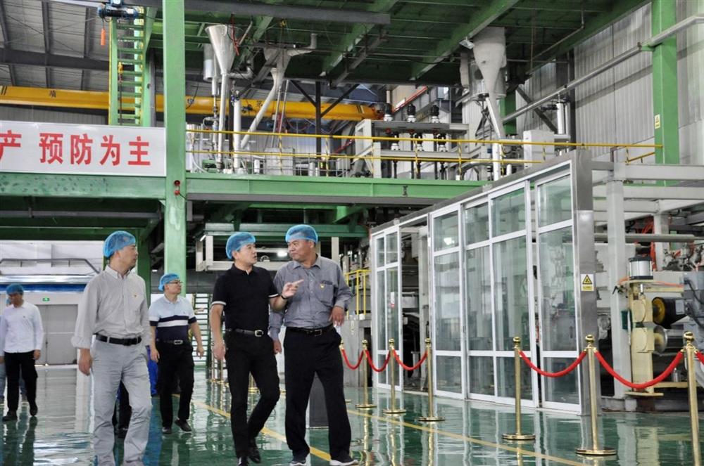 濟南產(chǎn)發(fā)集團紀委書(shū)記盧剛赴齊魯化纖集團商河工業(yè)園調研